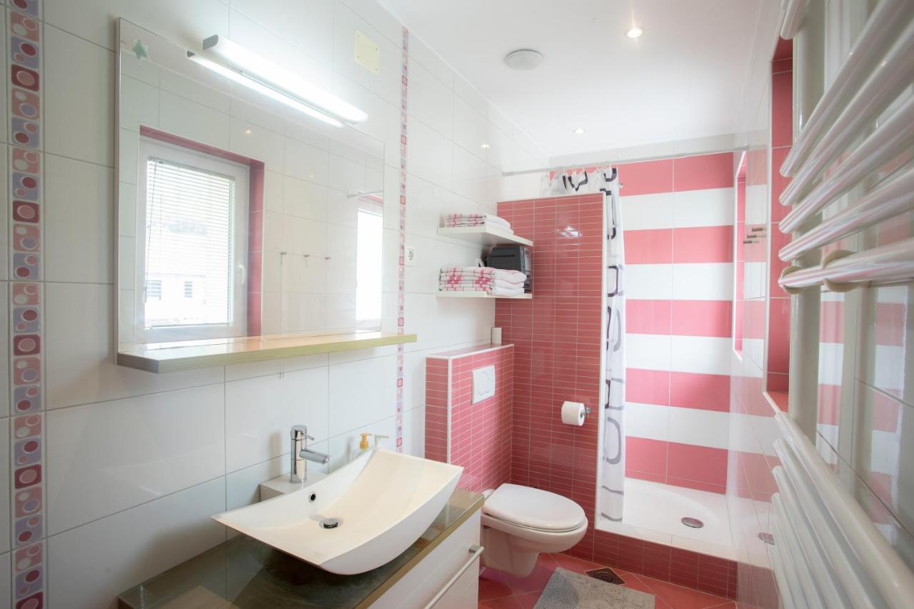 Apartment Rozalija Zirovnica Luaran gambar