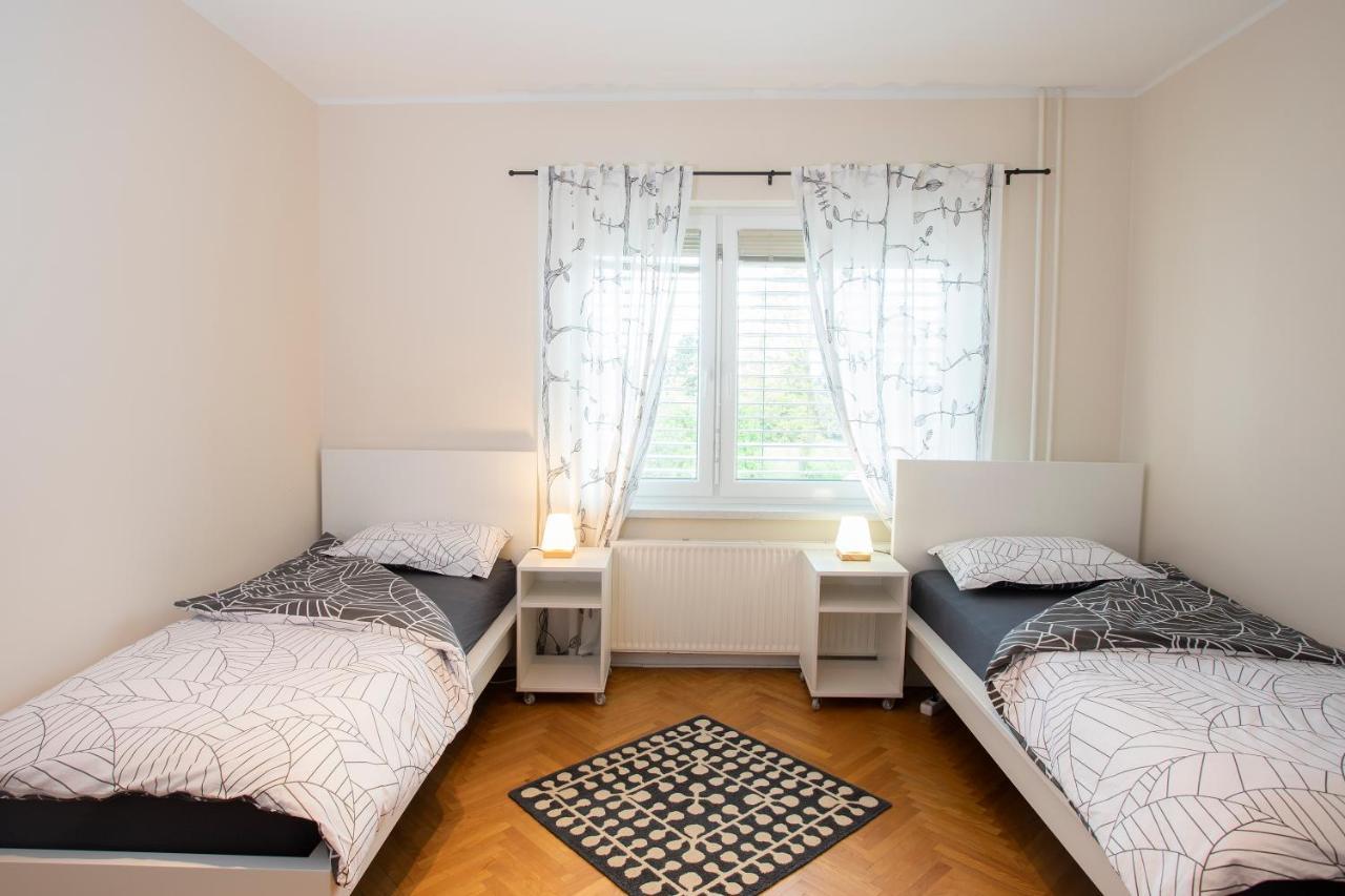 Apartment Rozalija Zirovnica Luaran gambar